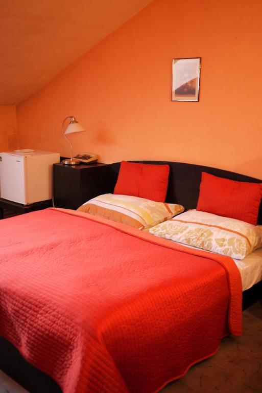 Penzion Tilia Levice Bagian luar foto